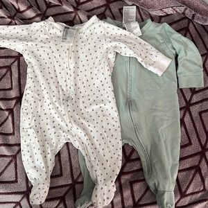 Two H&M footies